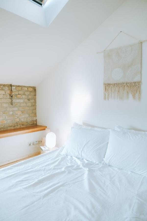 White Loft In The Riga City Center ภายนอก รูปภาพ