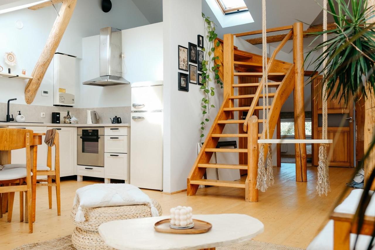 White Loft In The Riga City Center ภายนอก รูปภาพ